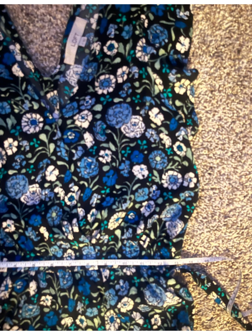 Loft Floral V-Neck Wide-Leg Jumpsuit in Blue | Size Small - Picture 10 of 12